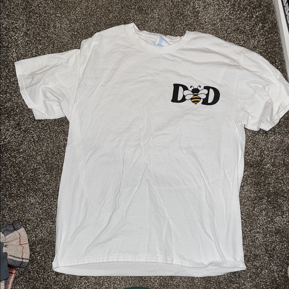 DAD BEE themed tshirt